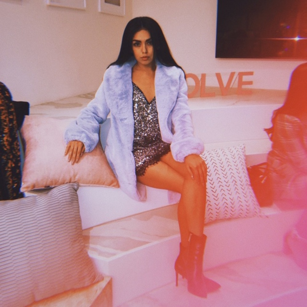 Meet your Posher, Vanessa